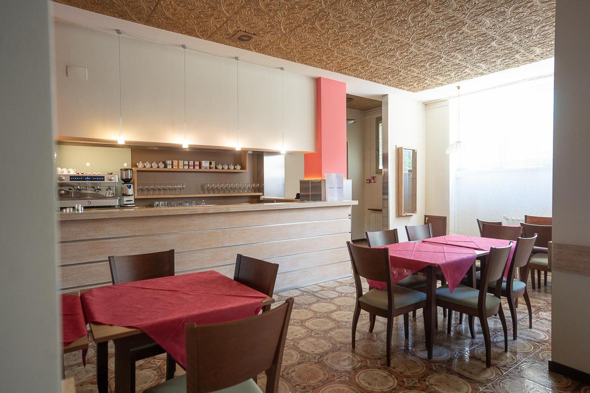 Hotel Napoleon Pontremoli Bagian luar foto