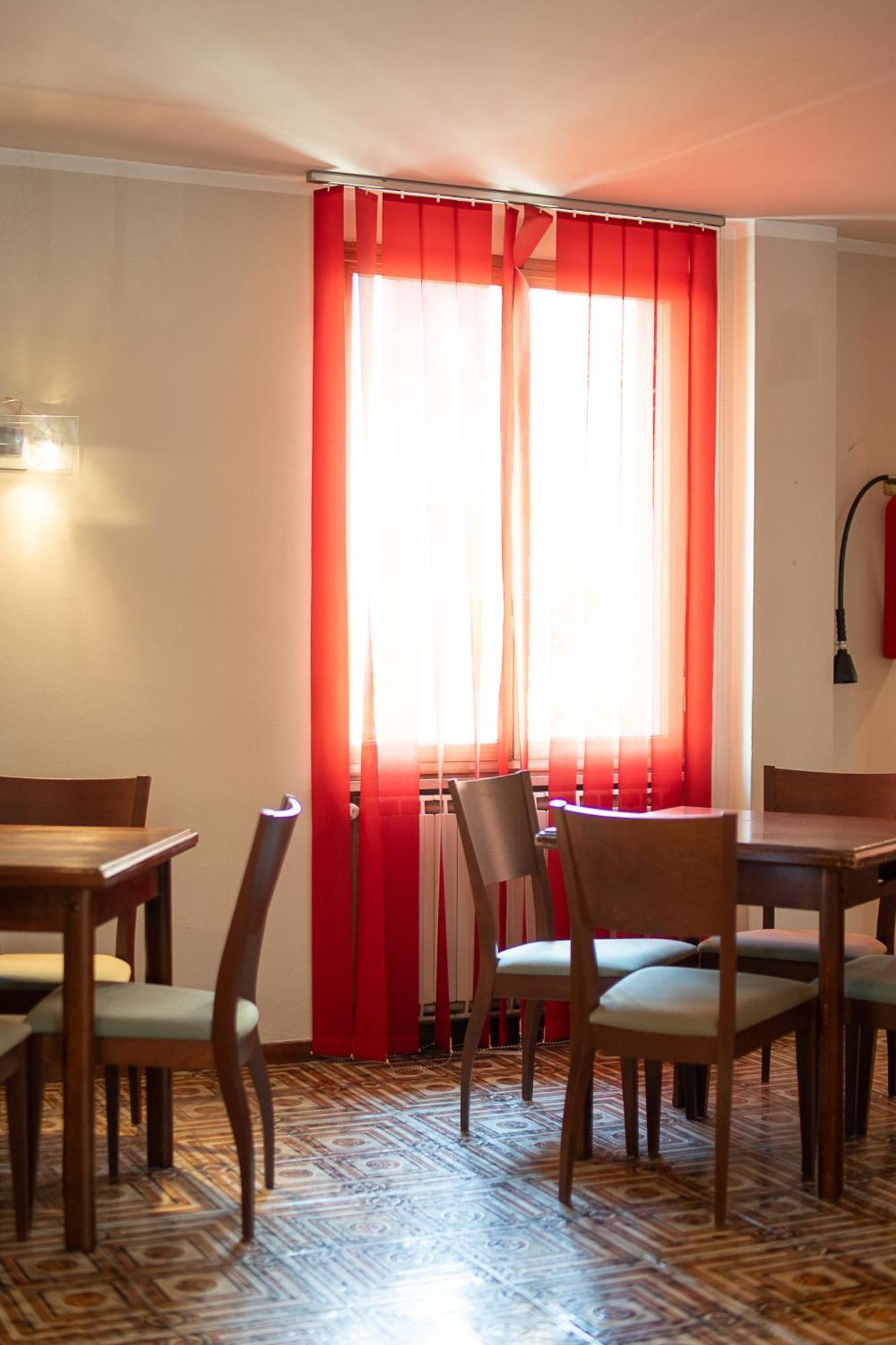 Hotel Napoleon Pontremoli Bagian luar foto